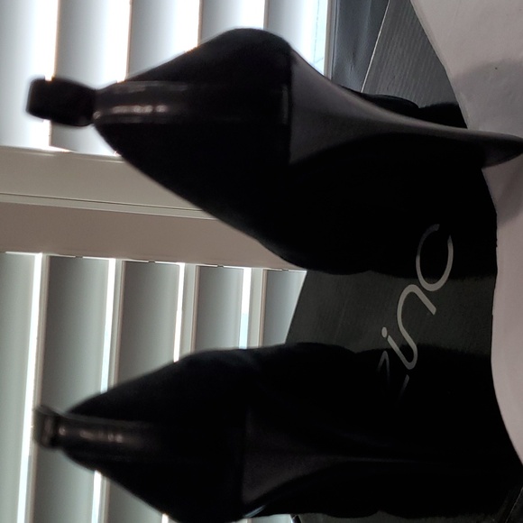 NIB Genuine Black Suede Leather Wood Stacked Platform Heels Peep Toe 7.5 vintage - Picture 6 of 8